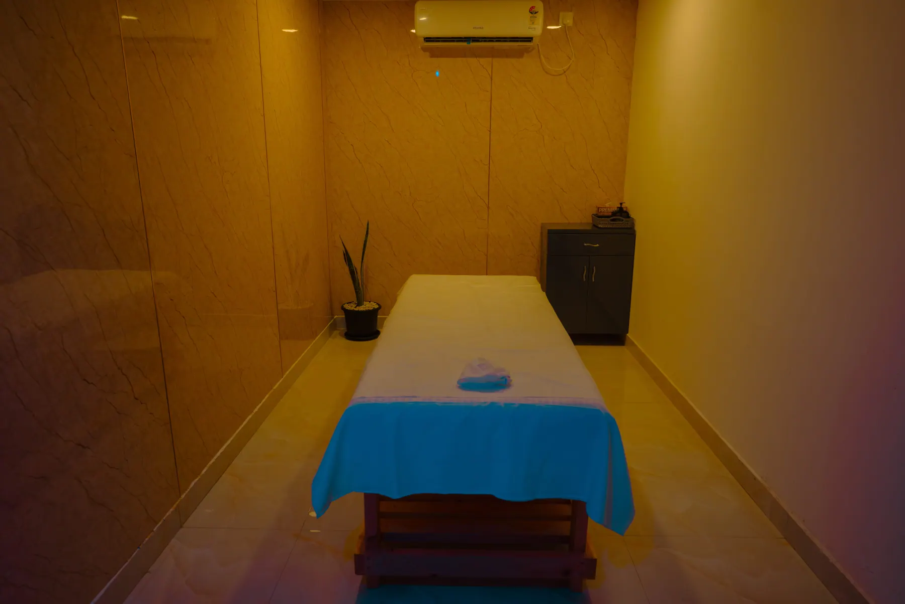 Body Scrub & Wrap at SOL Spa